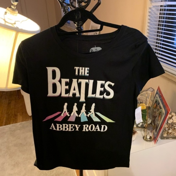 Beatles Abbey Road Graphic T-Shirt - Picture 1 of 4